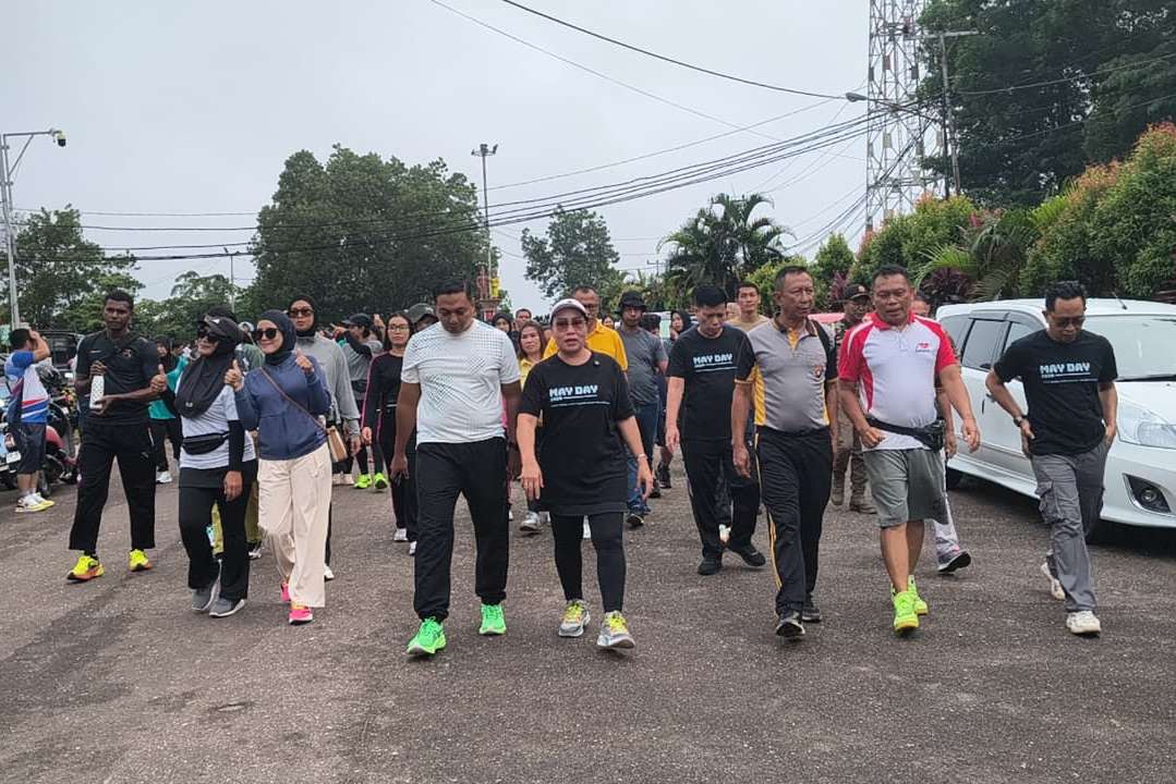 Ratusan Warga Ramaikan Samer Weekend Sanggau Peringati Hari Buruh Internasional