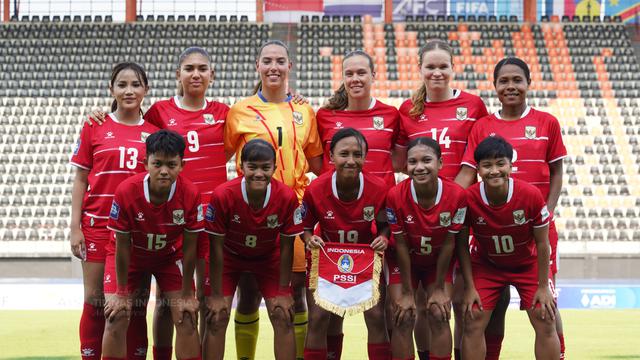 Lengah di Awal Laga, Timnas Putri Indonesia Takluk 0-2 dari Singapura dalam FIFA Matchday