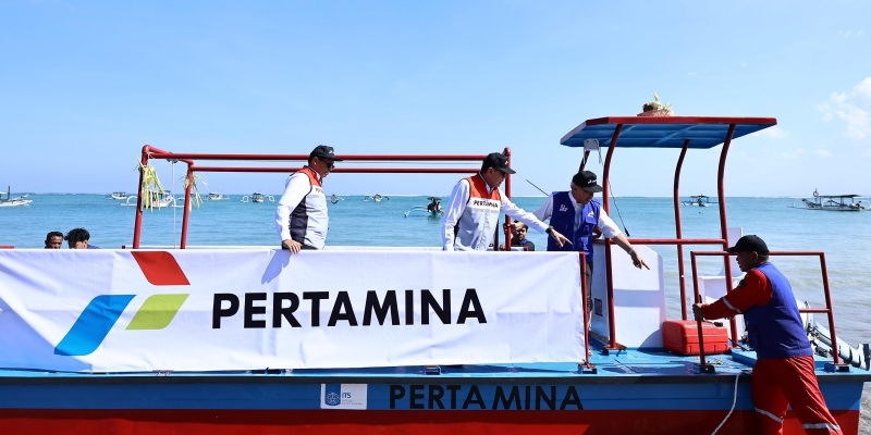 Atasi Sampah Pesisir, Pertamina Luncurkan Kapal Pembersih Otomatis Berbasis AI di Bali