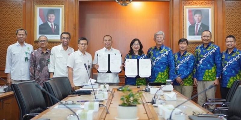 Perkuat Pengelolaan Hutan Berkelanjutan, Kementerian Kehutanan dan YKAN Resmi Jalin Kerja Sama Berbasis Sains