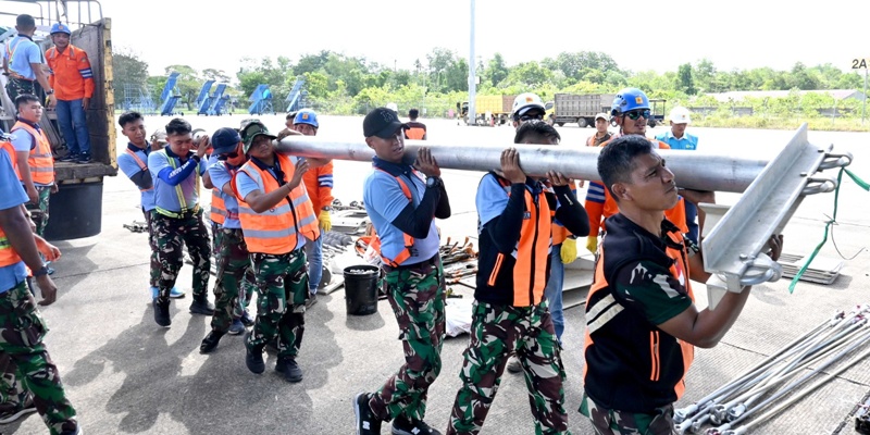 Sinergi TNI AU dan PLN: Pesawat Raksasa Airbus A-400M Angkut Alkap dari Kalsel untuk Pulihkan Listrik Sumatera