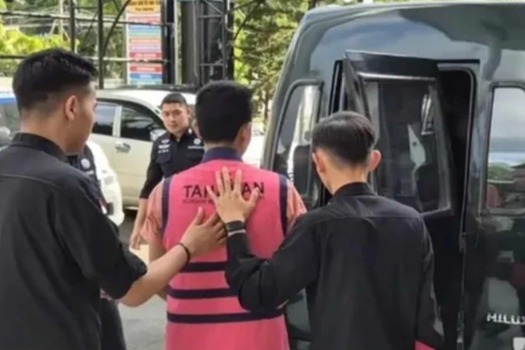 Diduga Korupsi Dana Desa Rp646 Juta dan Dipakai Beli Gift TikTok, Eks Kaur Keuangan di HSU Ditahan
