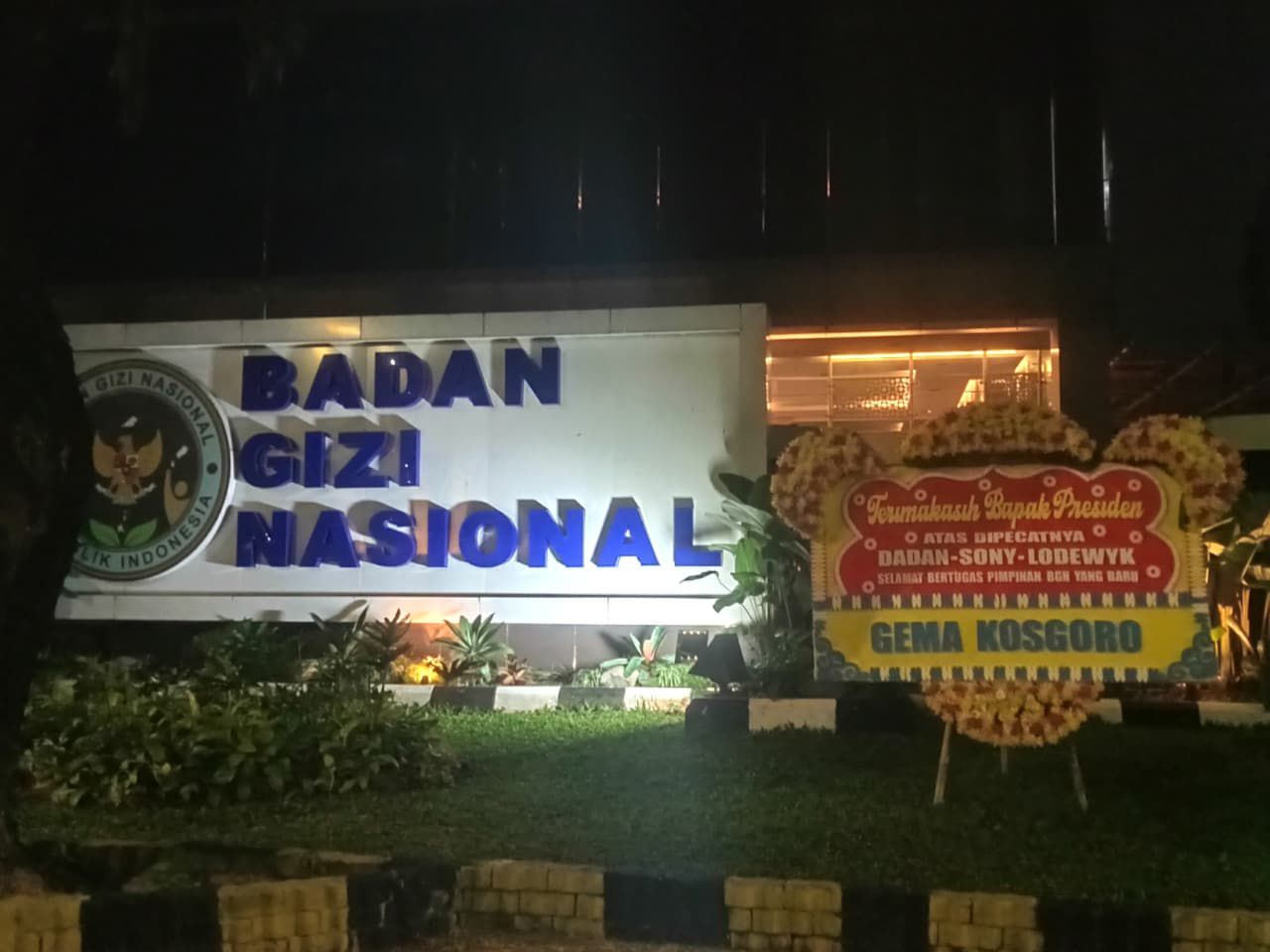 Gema Kosgoro Kirim Karangan Bunga Apresiasi Presiden Copot 3 Pejabat BGN