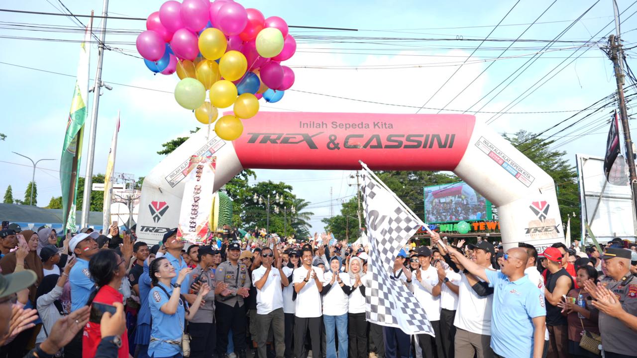 Kemeriahan Hut Bhayangkara Ke-80 di Barito Utara, di Hadiri Bupati Barut Bersama Ratusan Ribu Warga Muara Teweh