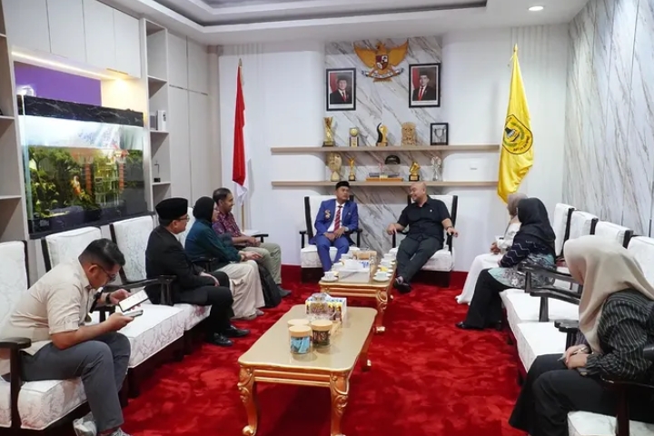 Perkuat SDM Kesehatan, Wali Kota Banjarmasin Dukung Pembangunan FK UMBJM