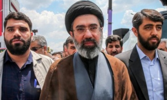 Pemimpin Tertinggi Iran Sebut Trump ‘Putus Asa’, Ungkap Alasan Setujui MoU AS-Iran