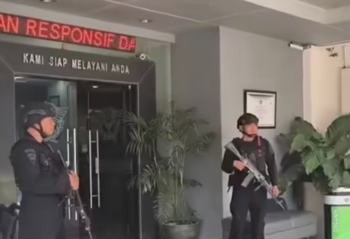 Bea Cukai Juanda Digeledah