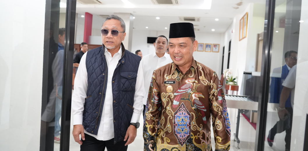 Gubernur Ria Norsan Sambut Zulkifli Hasan Kunjungi Kalbar Untuk Sinergi Pembangunan Daerah