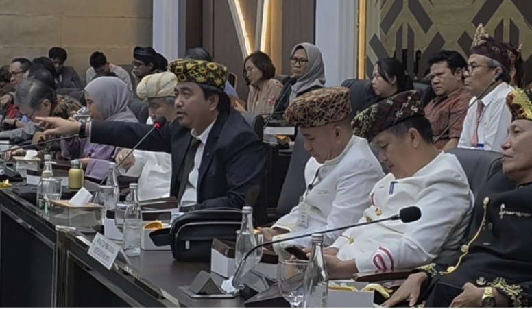 Praktisi Hukum Gindha Ansori Wayka Kritik Program MBG, KDMP, hingga Tanah Adat