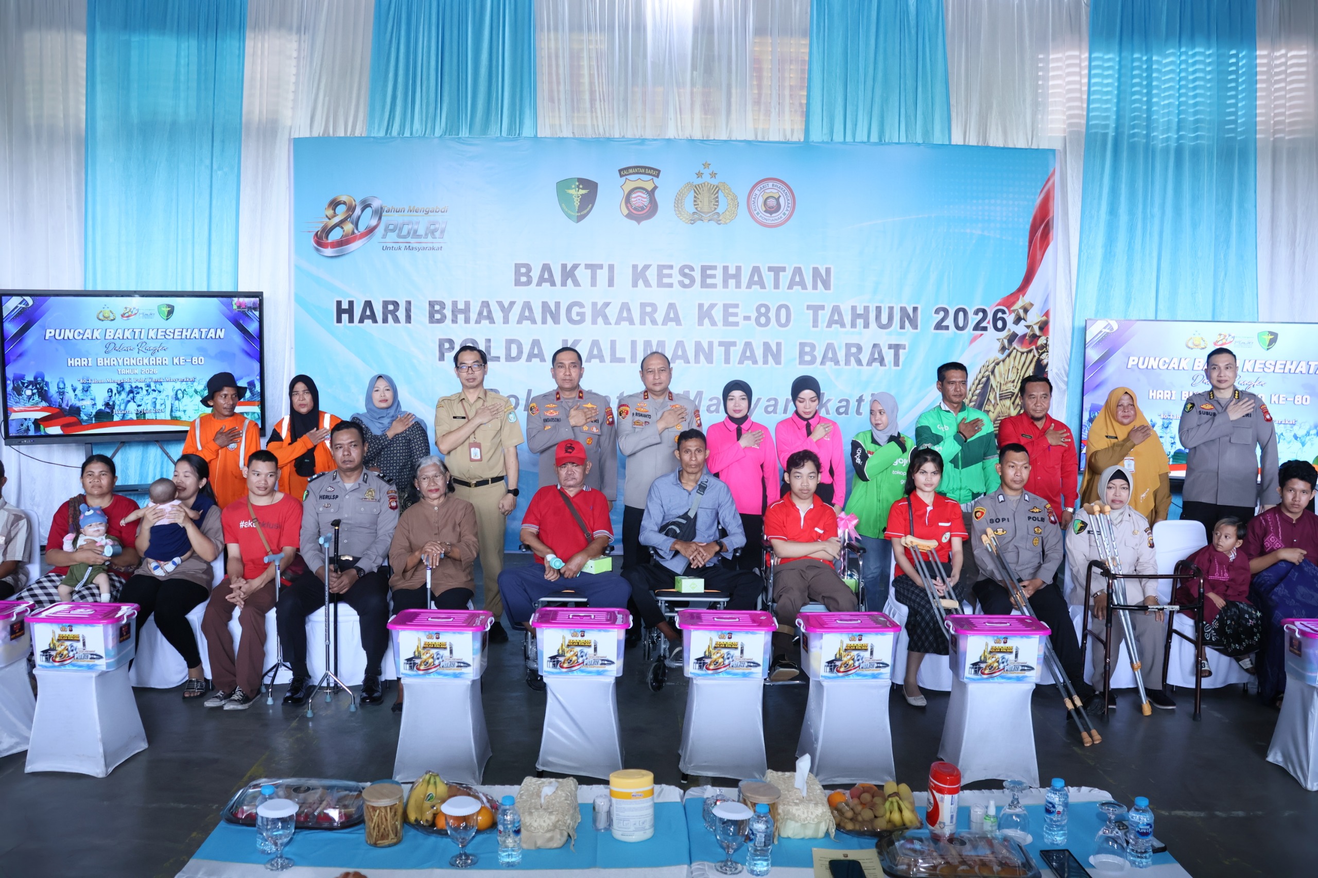 Ribuan Warga Manfaatkan Layanan Bakti Kesehatan Polda Kalbar Sambut Hari Bhayangkara Ke 80