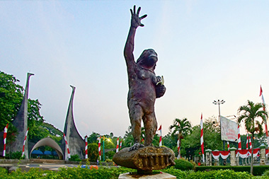 DPRD DKI Jakarta Desak Pengelola Ragunan Perketat Pengamanan Pasca-Insiden Anak Terjatuh di Kandang Gajah