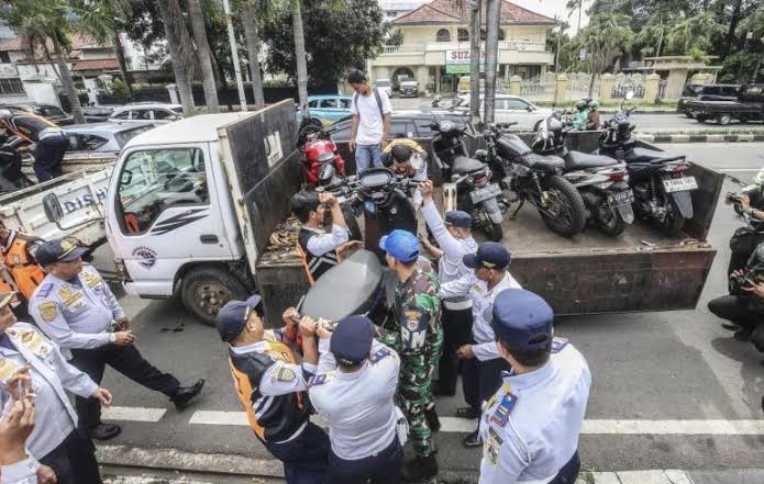 Retribusi Parkir Tepi Jalan Jakarta Seret, Fraksi NasDem Ungkap 129 Mesin TPE Rusak