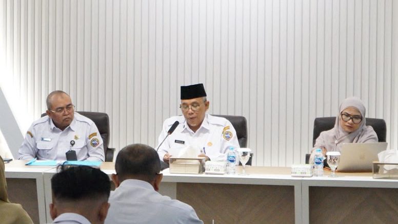 Jangkau Dunia Lewat Medsos Sekda Pontianak Tekankan Verifikasi Ketat Informasi Pembangunan Daerah
