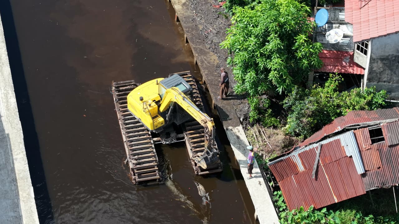 Antisipasi Puncak Pasang Rob Pemkot Percepat Penanganan Banjir di Pontianak