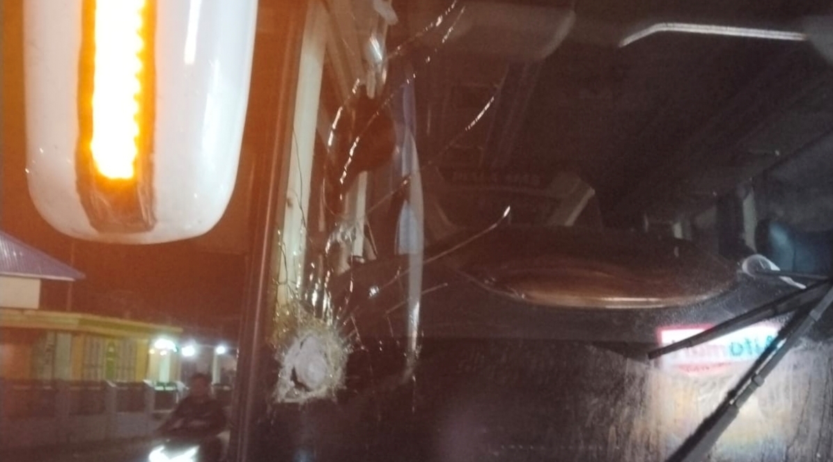 Polsek Mukok Tangkap Dua Remaja Pelaku Pengerusakan Bus Damri di Sanggau