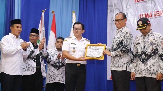PGRI Singkawang Gelar Seminar Penguatan Bahasa Melayu Sambas Sebagai Muatan Lokal Sekolah
