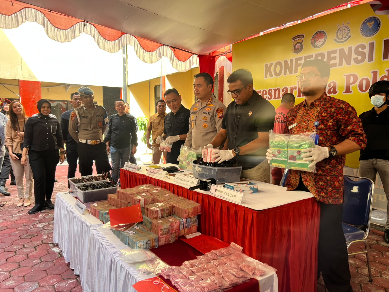 Polda Kalbar Ungkap Peredaran Narkotika Skala Besar, Tersangka Diduga Jadi Bandar Selama Dua Tahun