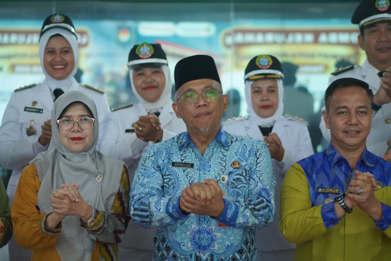 Enam Kelurahan Bersaing Tampilkan Inovasi UMKM Dalam Lomba Kelurahan Kota Pontianak