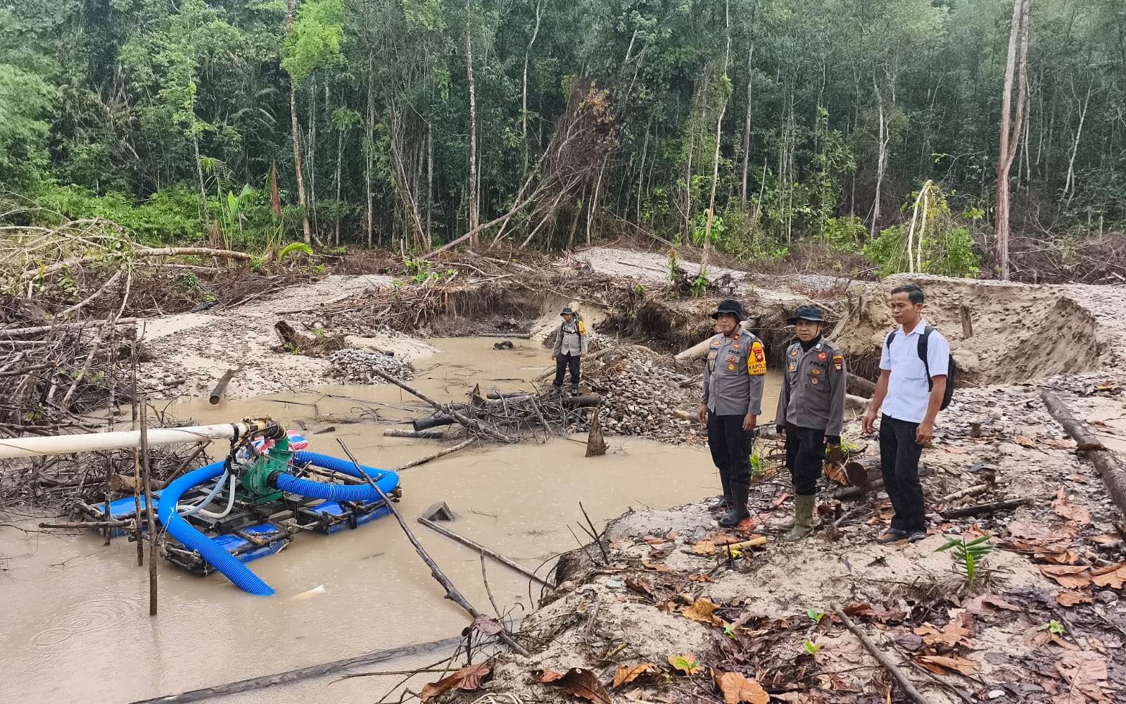 Polisi Endus Keterlibatan Warga Luar Daerah Sebagai Pekerja Tambang Emas Ilegal di Meliau Sanggau