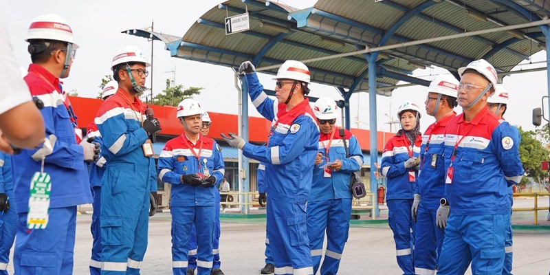 Pastikan Keandalan Pasokan Avtur di Sumsel, Komut Pertamina Tinjau Operasional AFT SMB II Palembang