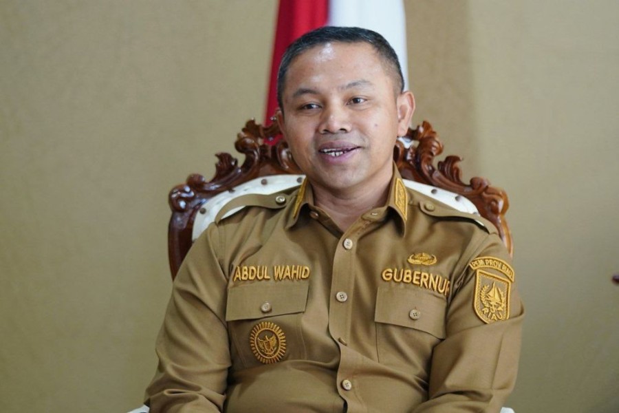 Gubernur Riau Nonaktif Abdul Wahid Diduga Suap Ajudan Pangdam XIX/Tuangku Tambusai
