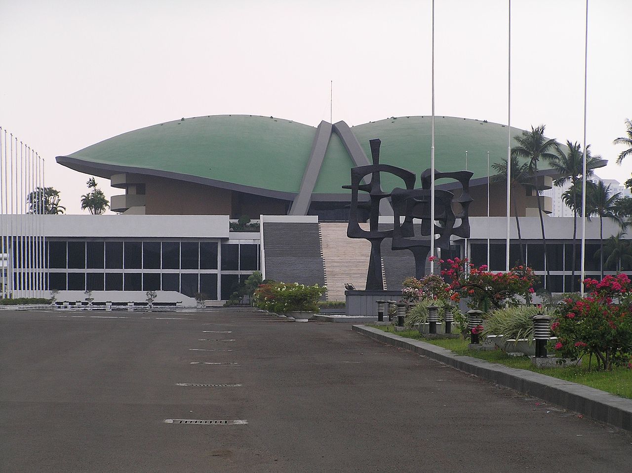 Sejumlah SDN Sepi Murid Baru, Komisi X DPR RI: Akibat Demografi dan Ketimpangan Mutu Sekolah