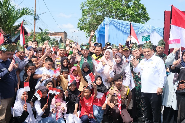 Kapolri Jenderal Sigit Disambut Antusias Warga Riau, Resmikan 80 Jembatan Merah Putih Presisi