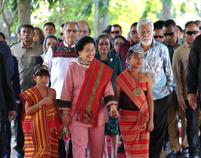 Megawati Kunjungan ke Timor Leste: Disambut Karpet Merah, Tarian Tradisional, hingga Antusiasme Pelajar