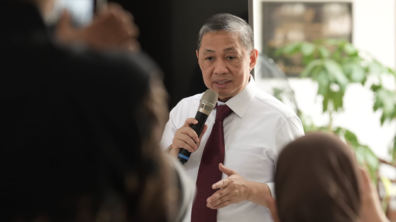 Wamenlu Anis Matta Dorong Narasi Baru Redam Islamofobia dan Polarisasi Global