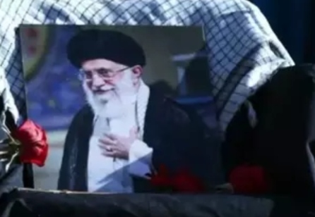 Keberadaan Mojtaba Khamenei di Pemakaman Ayahnya Jadi Misteri