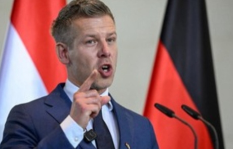 Manuver Politik Hungaria: Parlemen Resmi Copot Presiden Tamas Sulyok