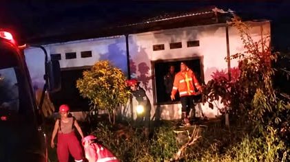 Percikan Api Genset Diduga Picu Kebakaran di Sanggau Ludeskan Satu Rumah Warga