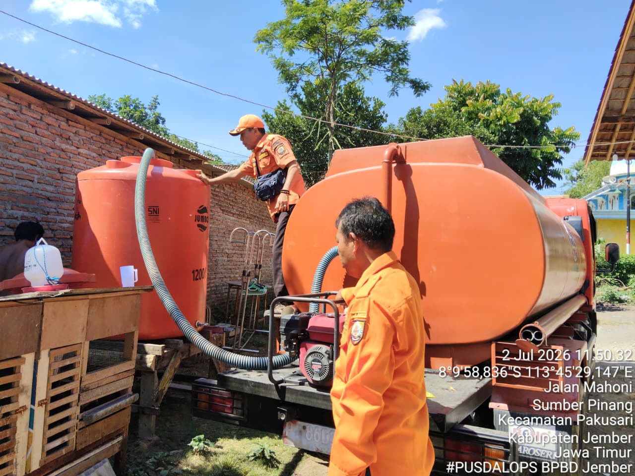 Krisis Air Meluas Akibat Bencana Kekeringan di Pulau Jawa Semakin Parah