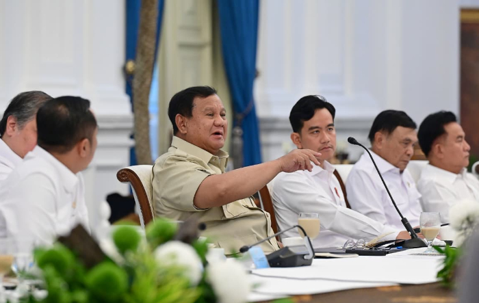 Survei Jeblok Berujung Reshuffle Kabinet?