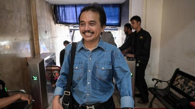 Kemenangan Praperadilan Roy Suryo Pukulan Telak untuk Penyidik, Jokowi dan Loyalisnya
