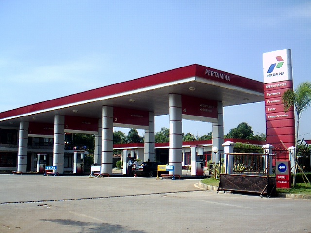 Harga BBM Nonsubsidi Pertamina Turun per Hari Ini, Pertamina: Mengacu Dinamika Harga Pasar Minyak Dunia