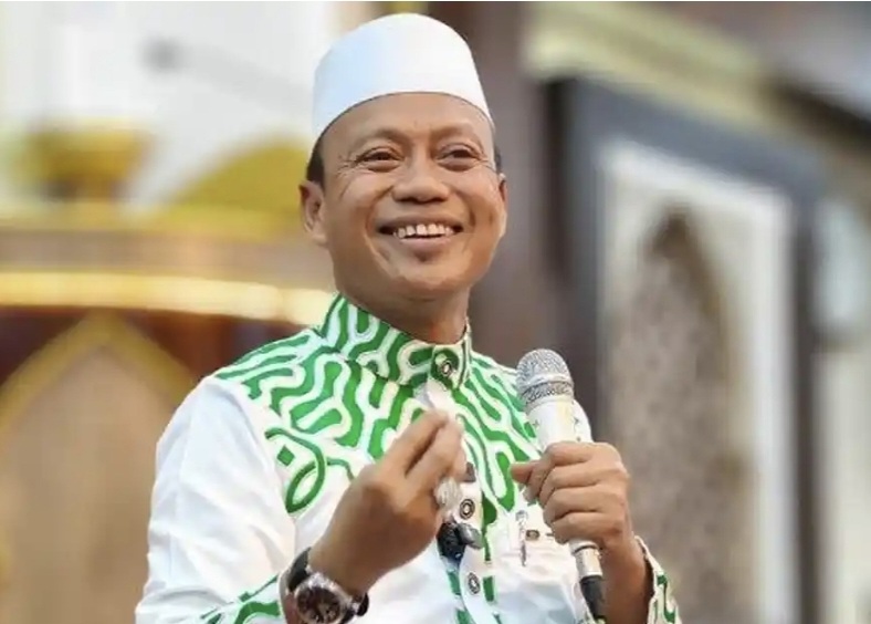 Pernyataan Ustaz Dasad Latif Terkait Pendidikan, MBG, Putusan MK, dan PDIP