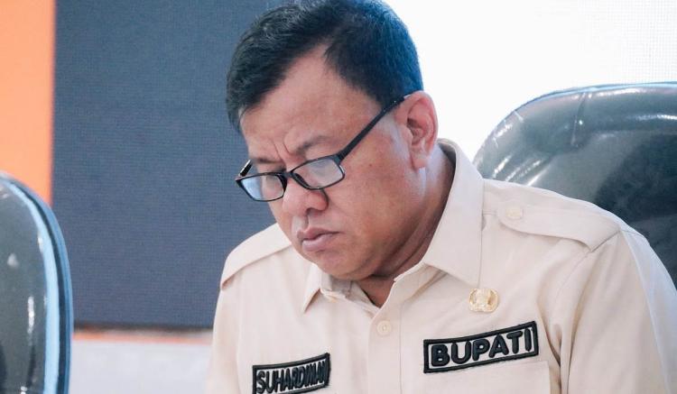 Bupati Kuansing Diduga Minta Duit ke 914 Petani Untuk Beri Izin Kawasan Hutan, KPK: Uang Ini Dikonversi ke Dolar Singapura