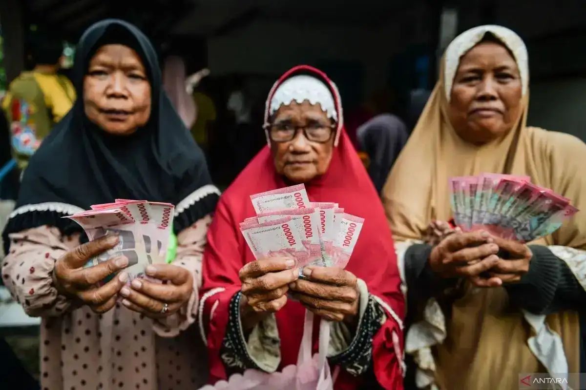 Mau Dapat Bansos Mesti Bayar 150 Ribu Rupiah, Prabowo Subianto: Jangan Biarkan Rakyat Mengeluarkan Uang
