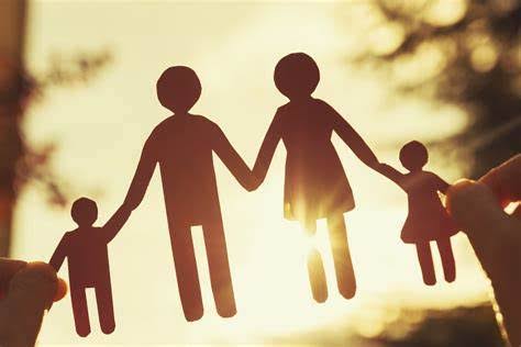 Mengenal 'Eggshell Parenting': Ketika Anak Harus 'Berjalan di Atas Cangkang Telur' dan Cara Memutus Rantainya