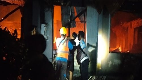 Polisi Selidiki Penyebab Kebakaran Kantor PT KSP Agro di Belitang Sekadau