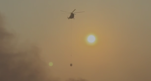 Helikopter Dikerahkan untuk Atasi Perluasan Area Kebakaran TPA Jatiwaringin di Tangerang
