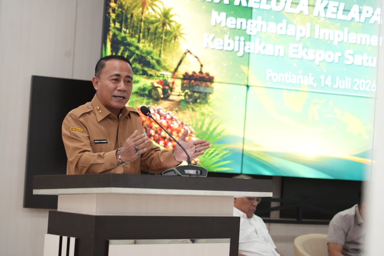 Wakil Gubernur Kalimantan Barat Peringatkan Perusahaan Sawit Untuk Patuhi Aturan Lokal Dan Optimalkan Program CSR