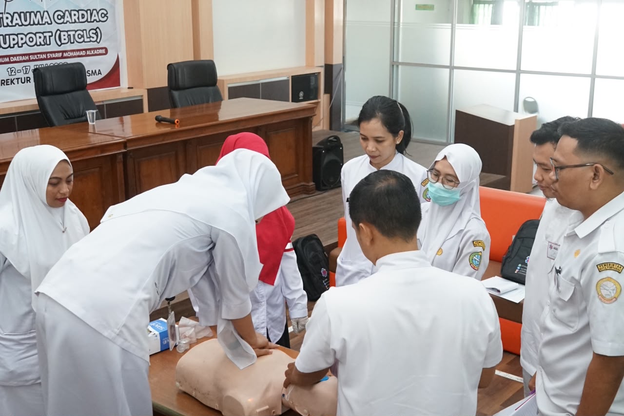 Puluhan Perawat RSUD SSMA Pontianak Ikuti Pelatihan Penanganan Kegawatdaruratan