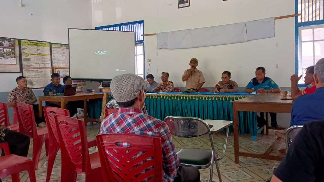 Warga Sepakat Lakukan Perbaikan Jembatan Dusun Kerosik Secara Swadaya Demi Roda Ekonomi