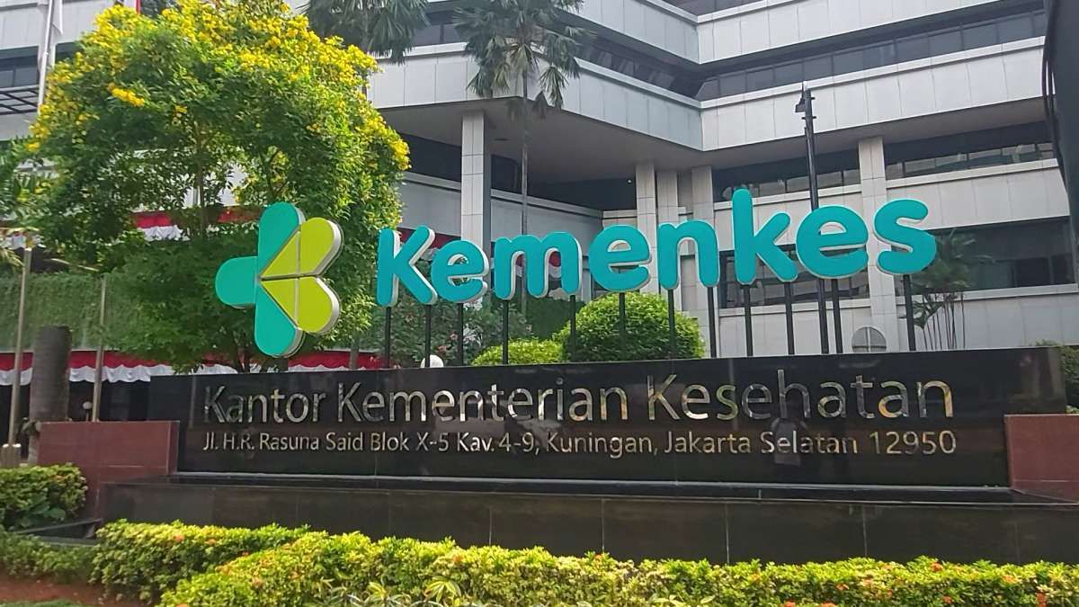 Patah Tulang Dialami Banyak Penyintas Gempa di NTT, Kemenkes: Dioperasi di 2 RS Lapangan