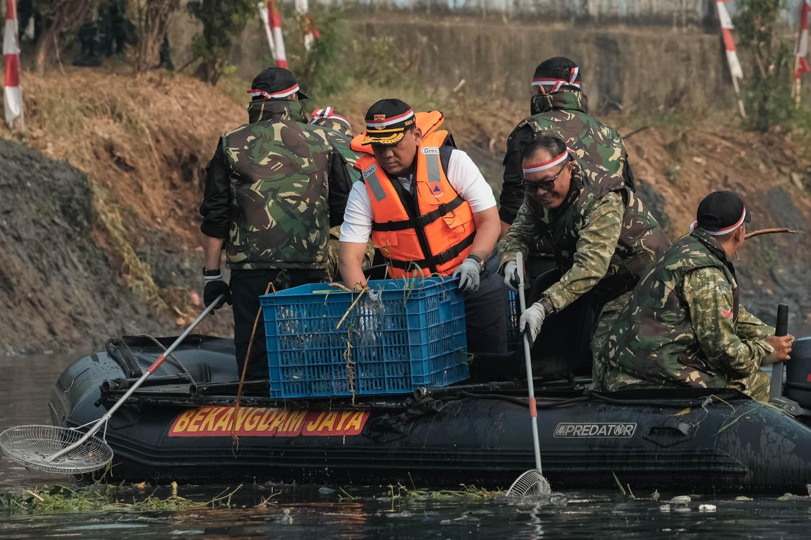 Pemprov DKI Gandeng TNI-Polri  Lakukan Gerebek Sampah di Kalijodo