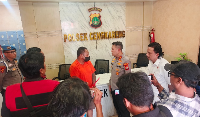 Viral Debt Collector Masuk Paksa ke Mobil Warga di Cengkareng, Polisi Jelaskan Kronologinya