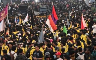 Polda Metro Tangkap 21 Diduga Penyusup di Demo BEM UI