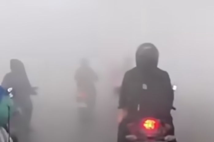 Jalan di Banjarbaru Seperti Menuju Alam Roh, Ketika Kabut Asap Menutup Kota